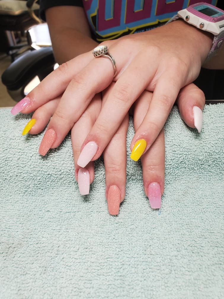 TGI ELITE NAILS & SPA Tomball photo