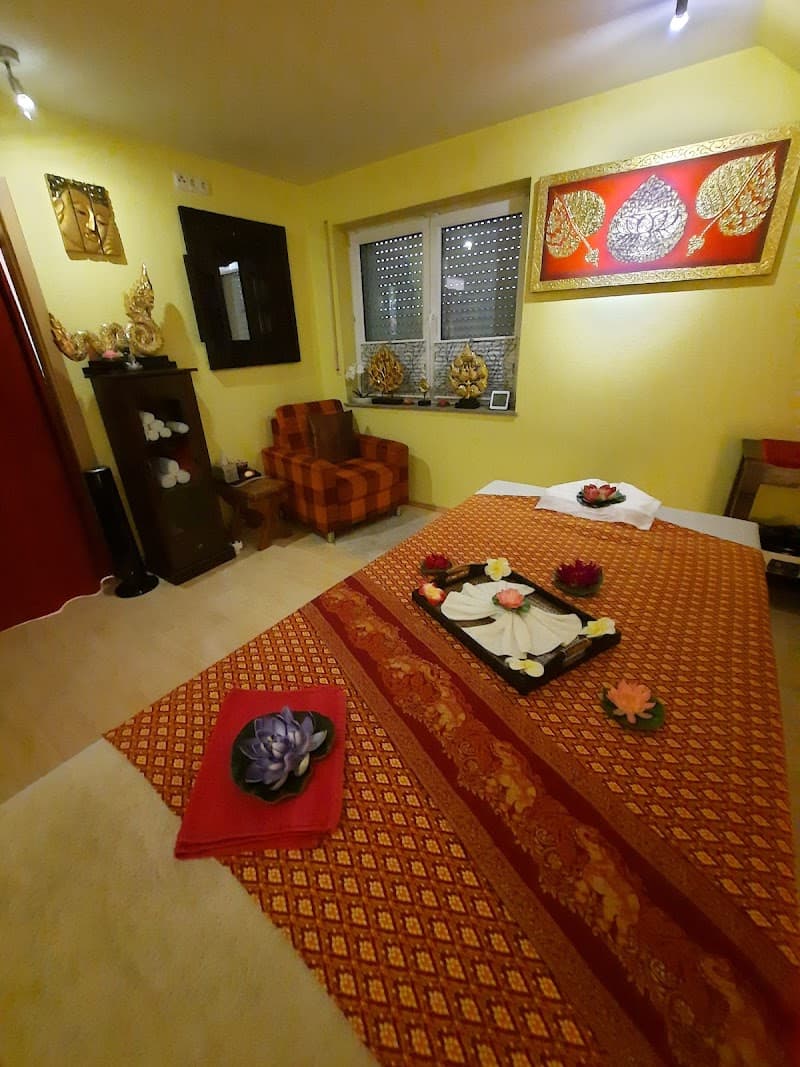 Thai Massage in Retterath photo