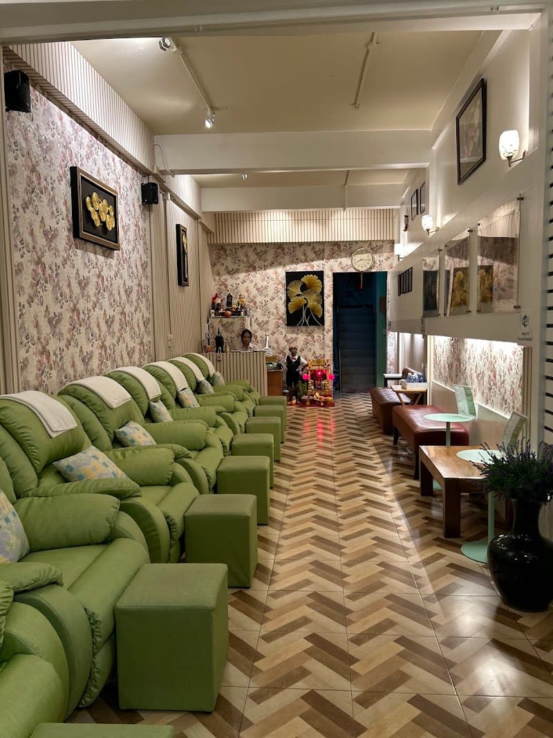 Thai massage Naymae Bangkok photo