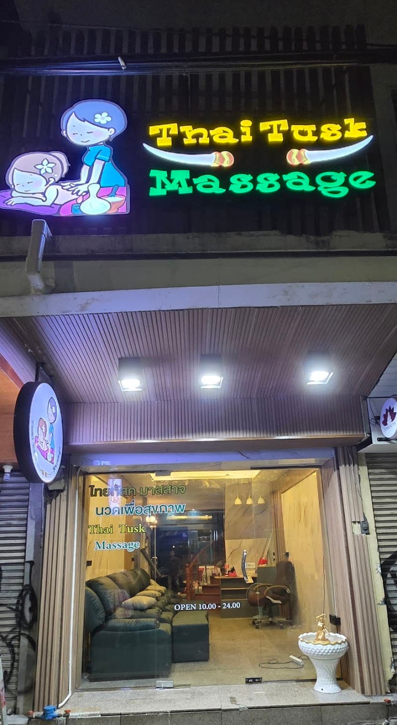 Thai Tusk Massage Bangkok photo