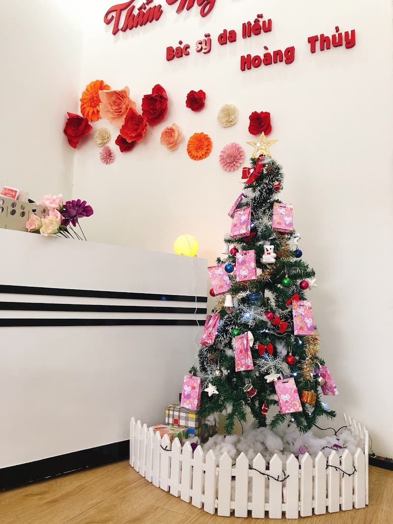 Thẩm Mỹ Bác Sĩ Hoàng Thủy Hòa Bình photo