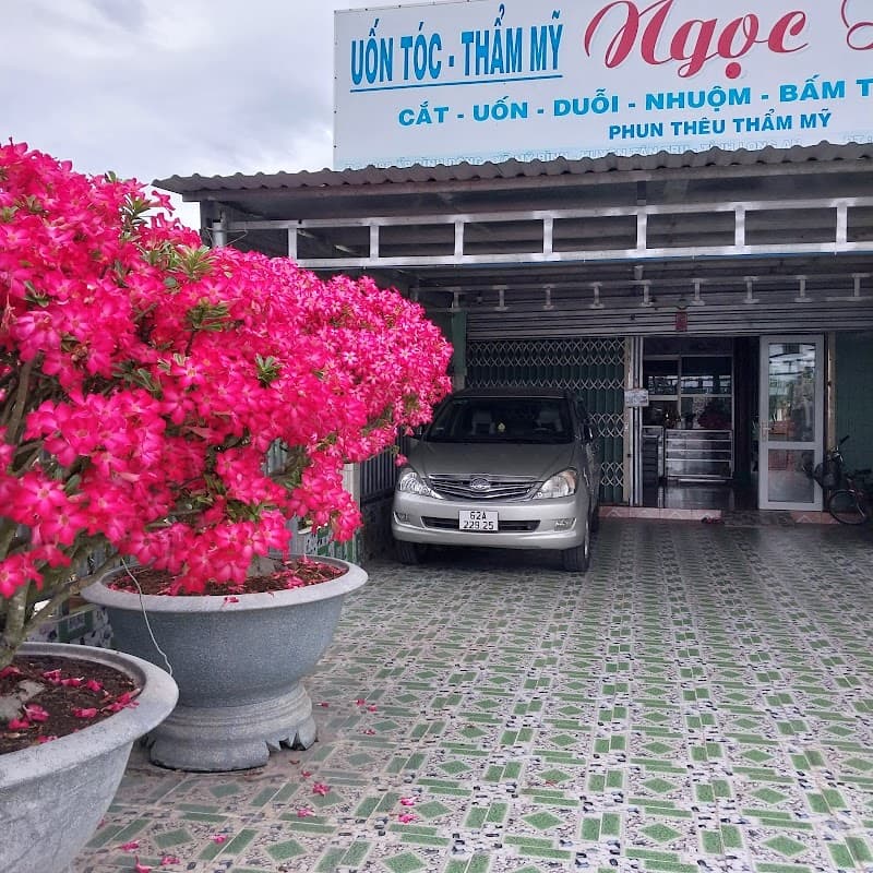 Thẩm Mỹ Ngọc Thúy Vy Tân An photo