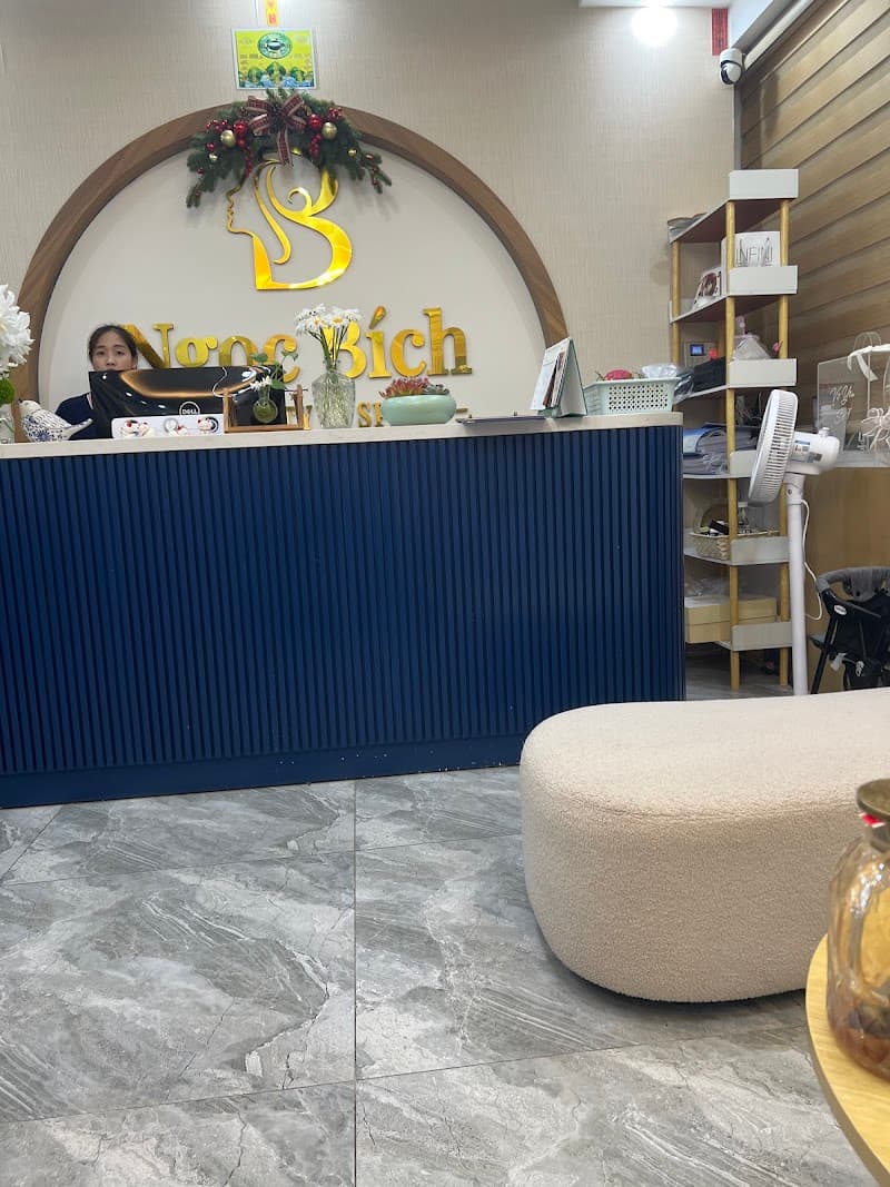 Thẩm Mỹ Quốc Tế Ngọc Bích Quận Long Biên photo