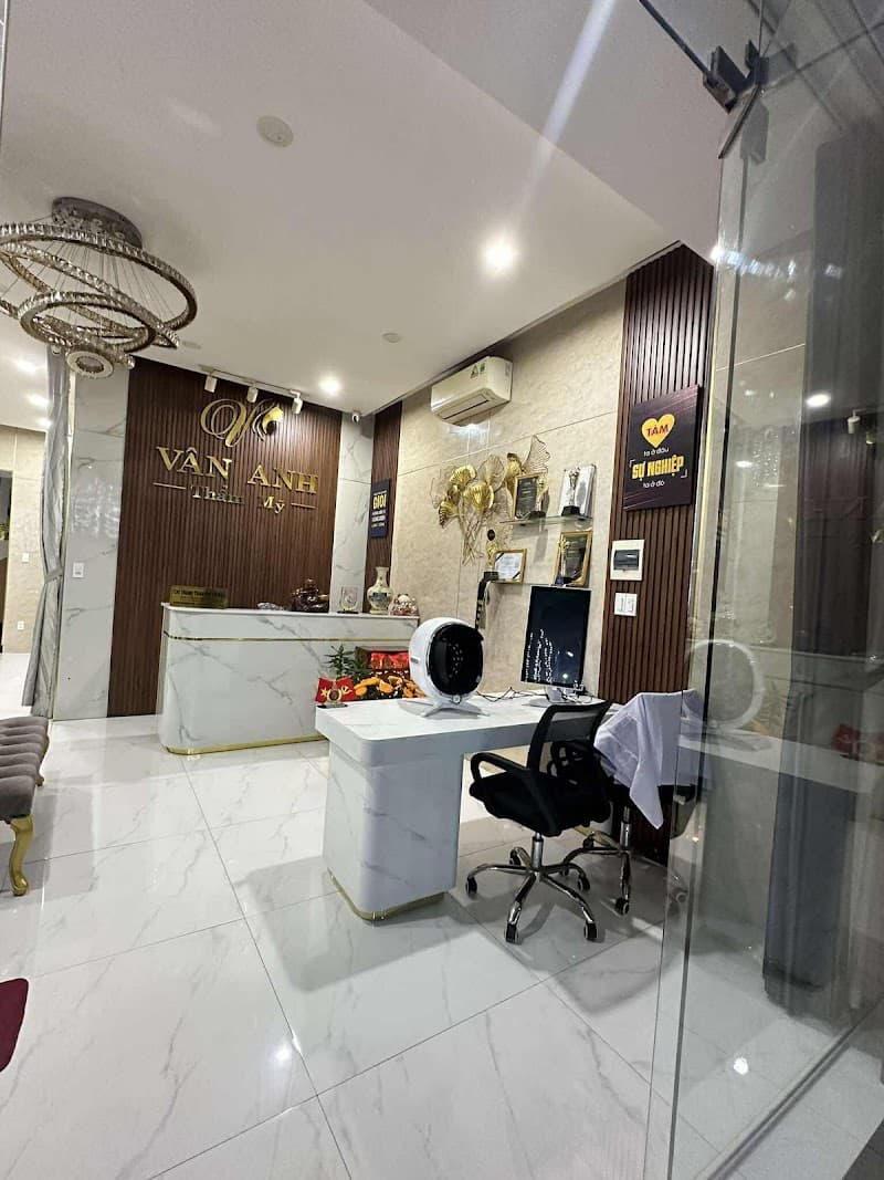 Thẩm Mỹ Vân Anh Thị Xã Điện Bàn photo