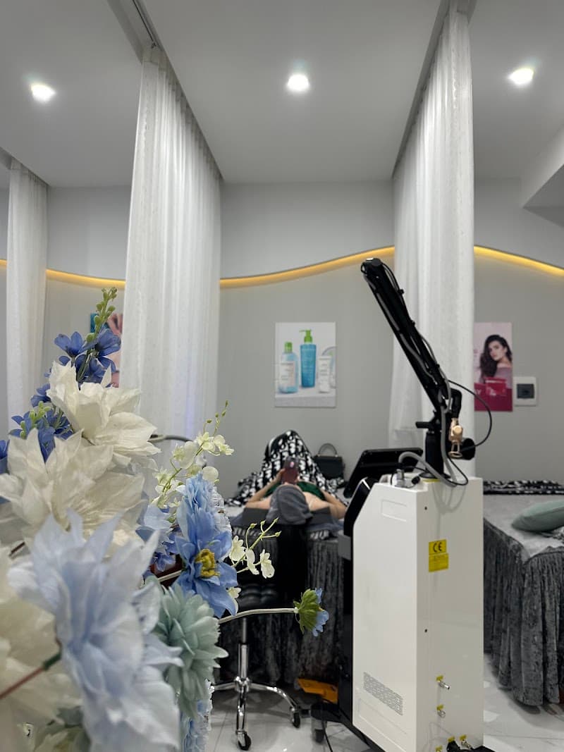 Thẩm Mỹ Vân Nhi Thị Xã Tân Uyên photo