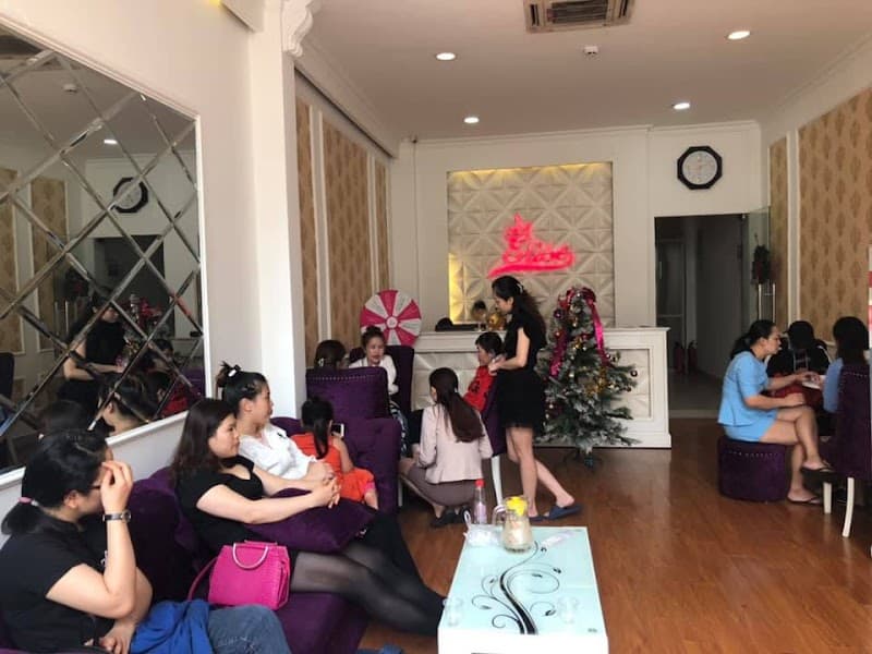 Thẩm Mỹ Viện Quốc Tế Êlise Quận 10 photo
