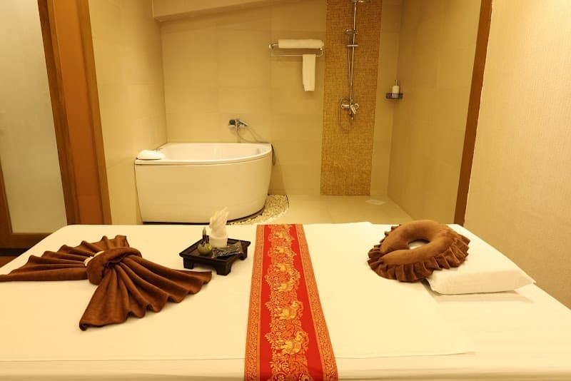 Thanlwin Spa Yangon photo