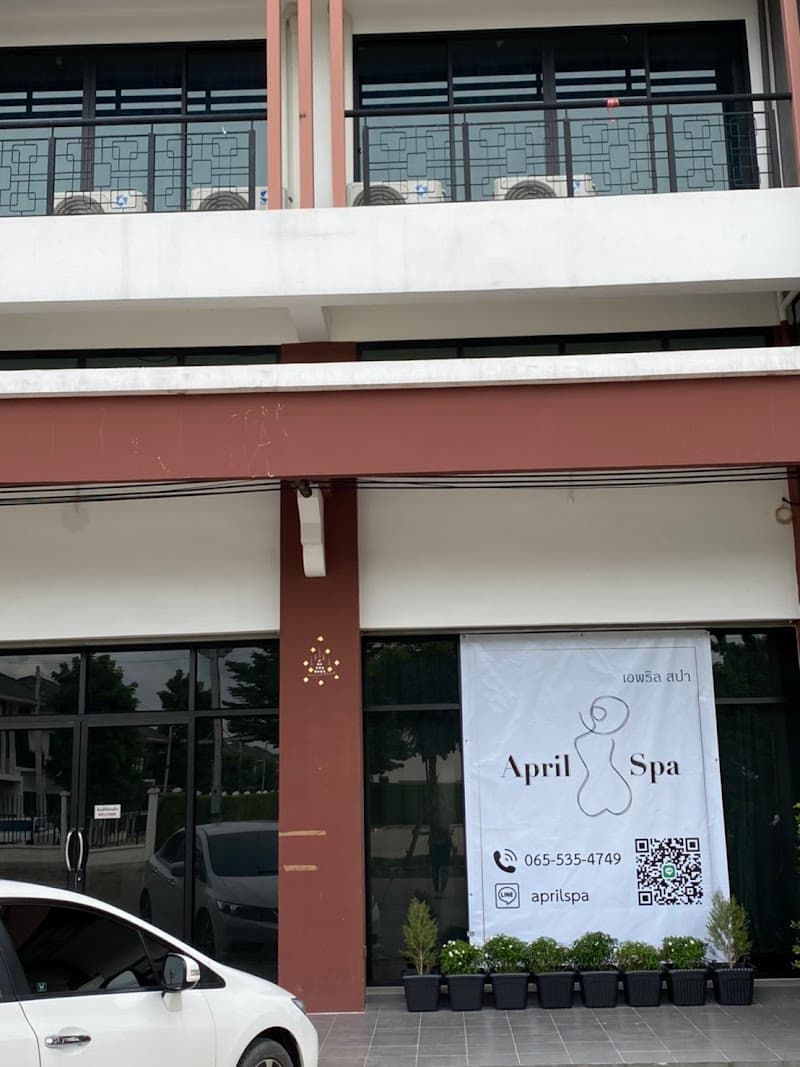 Tharaworalai Spa Bangkok photo