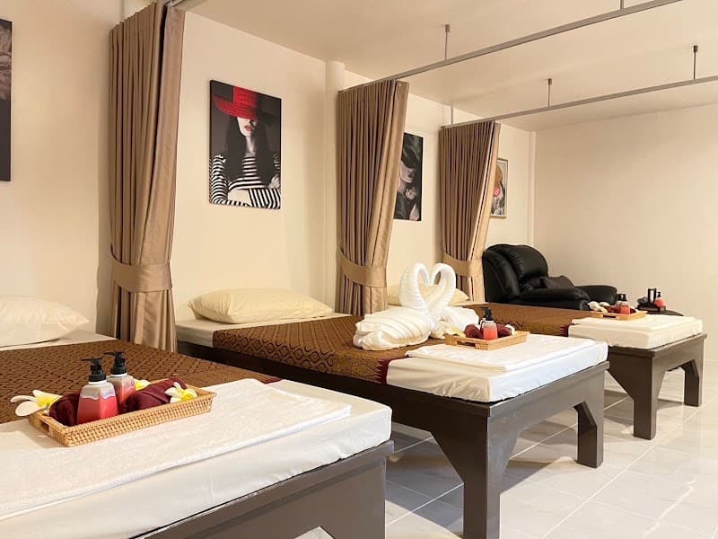 The Cher Health Massage Bangkok photo