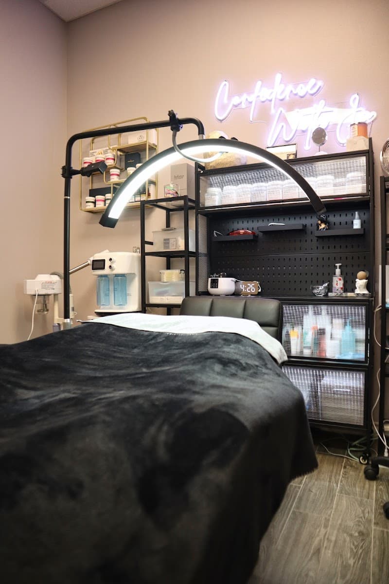 The Confidence Beauty Lounge Edinburg photo
