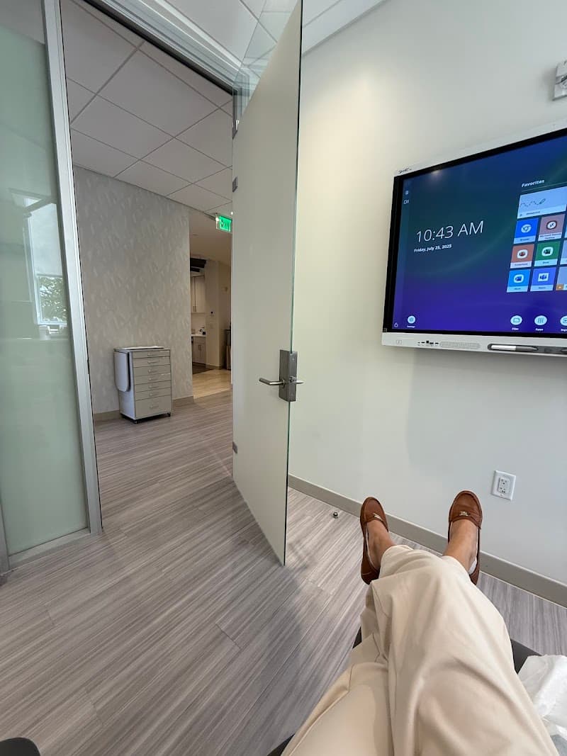 The Dermatology & Laser Institute Of SW Florida Los Angeles photo