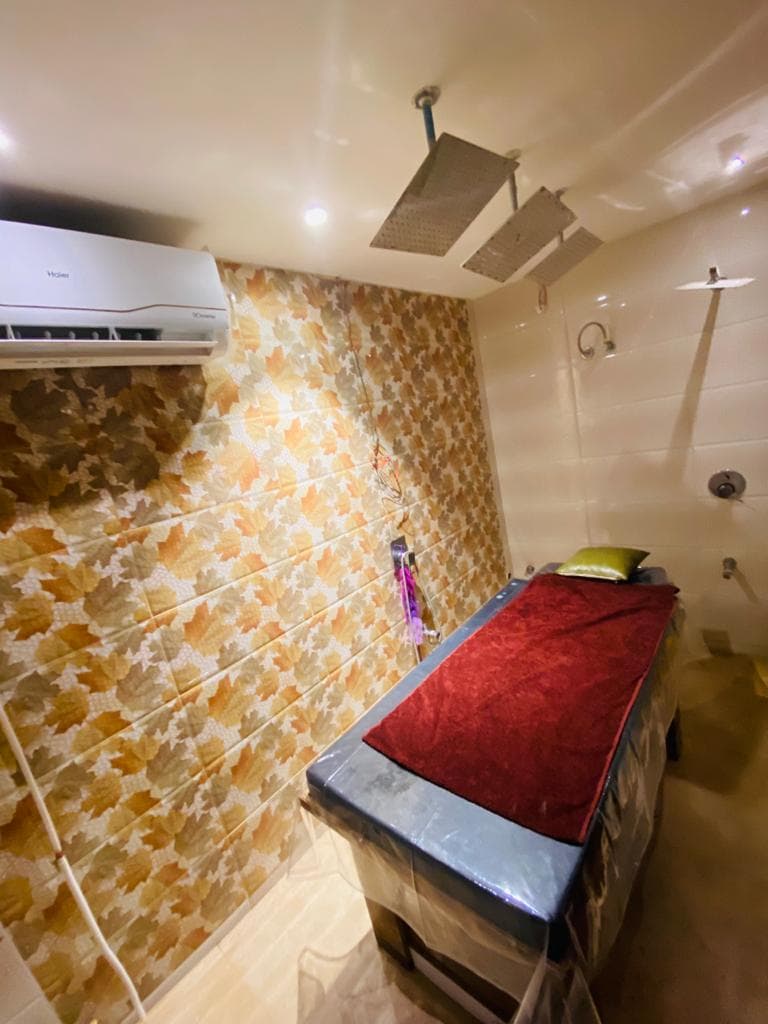 The Fe Spa Ahmedabad photo