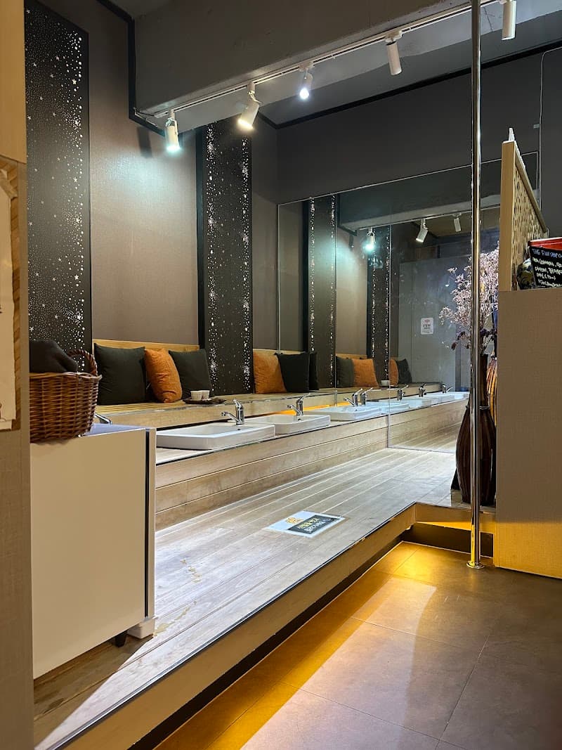 The Foot Shop Jinjeop Branch Namyangju City photo