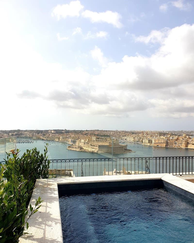 The Gomerino Hotel Valletta photo