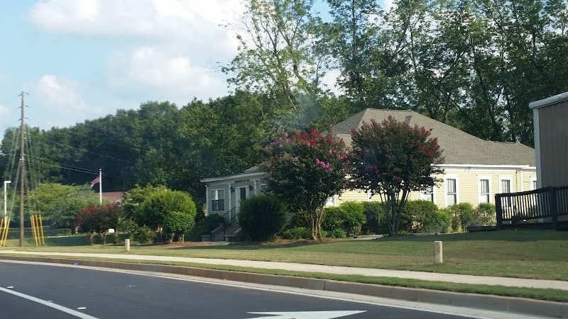 The HoneyComb Cottage- Locust Grove photo