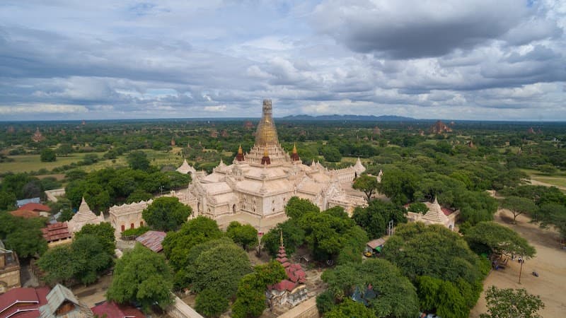 The Hotel @ Tharabar Gate Bagan photo