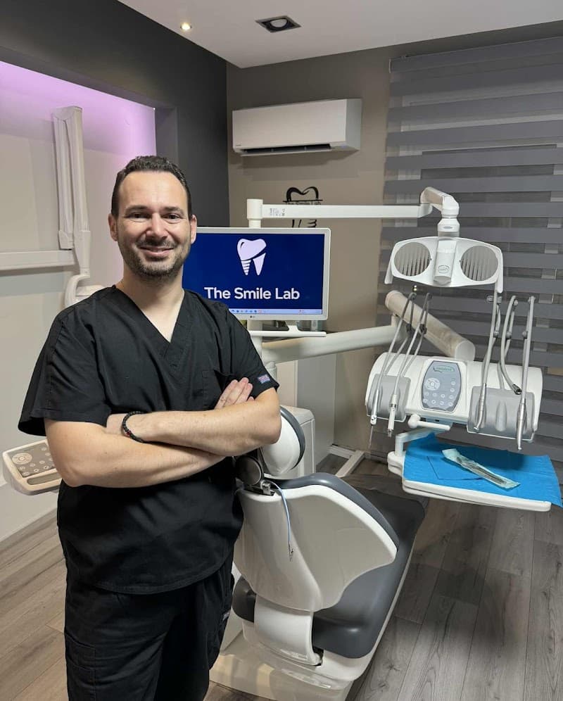 The House of Smile Kon/nou Karamanli 40A photo