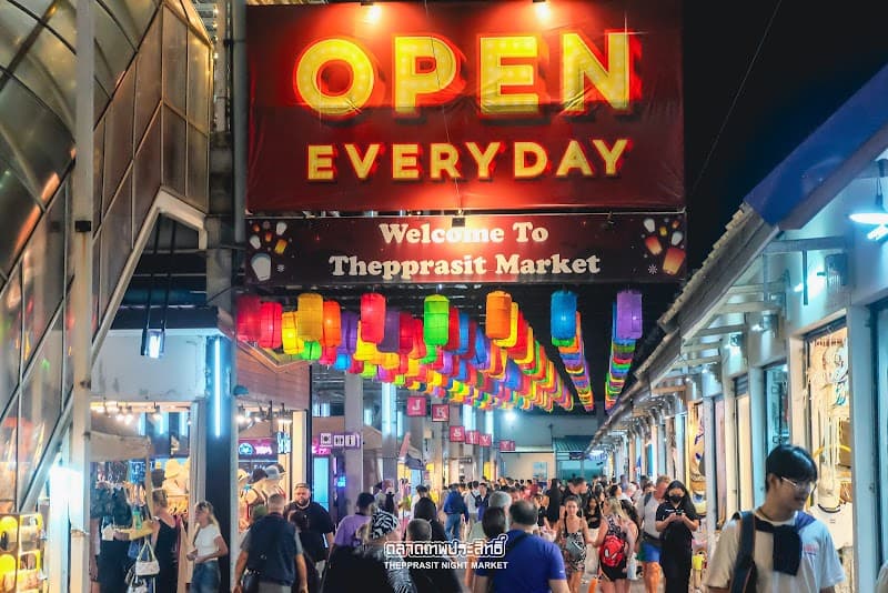 The Ivory (Night Market) Pattaya photo