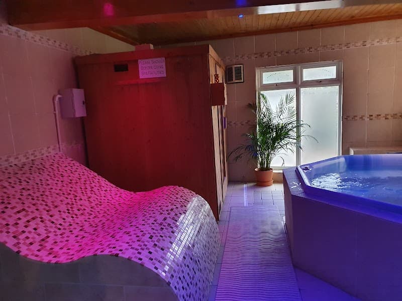The Ivybridge Spa Goodwick photo