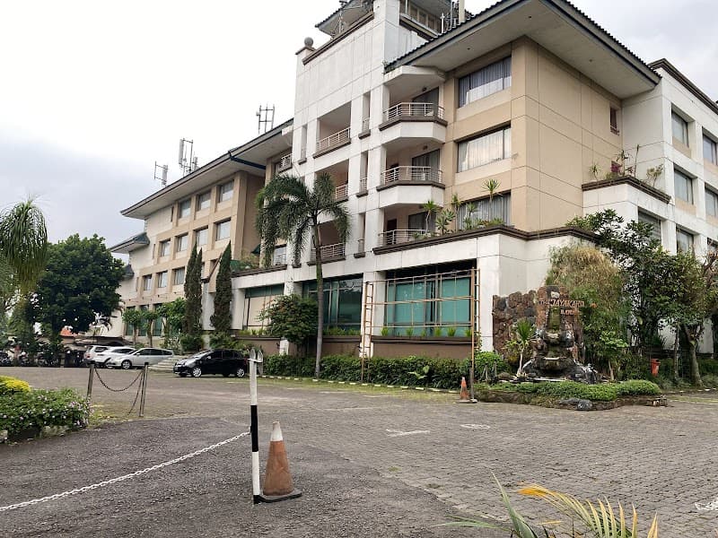 The Jayakarta Suites Bandung photo
