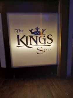 The King's Luxury Spa Mumbai photo