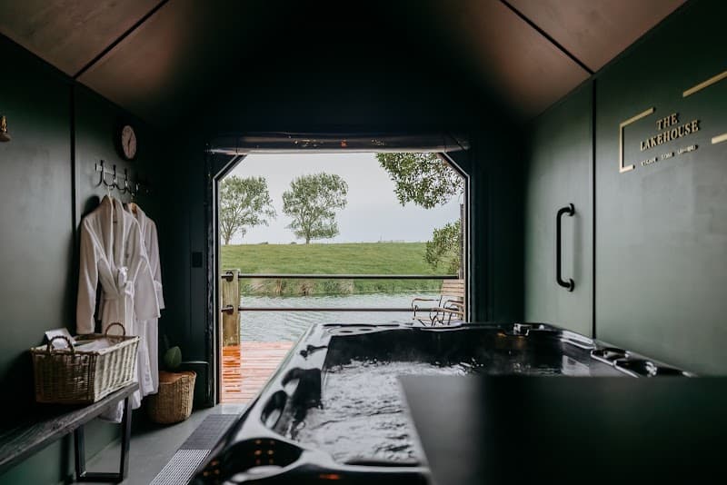 The Lakehouse Retreat Palmerston North photo