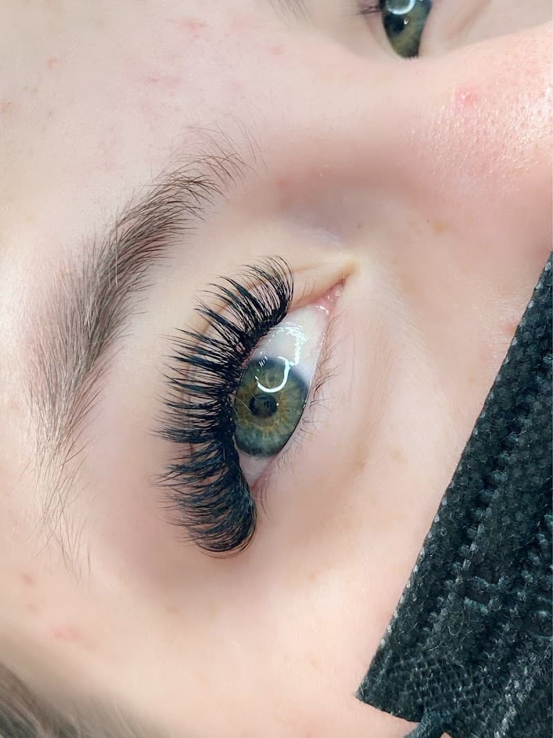 Gypsum the Lash And Brow Den LLC photo