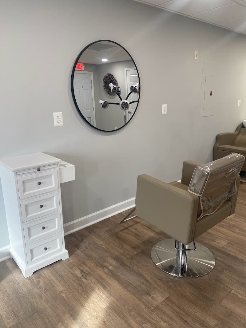 The Lighthouse Salon Indianapolis photo