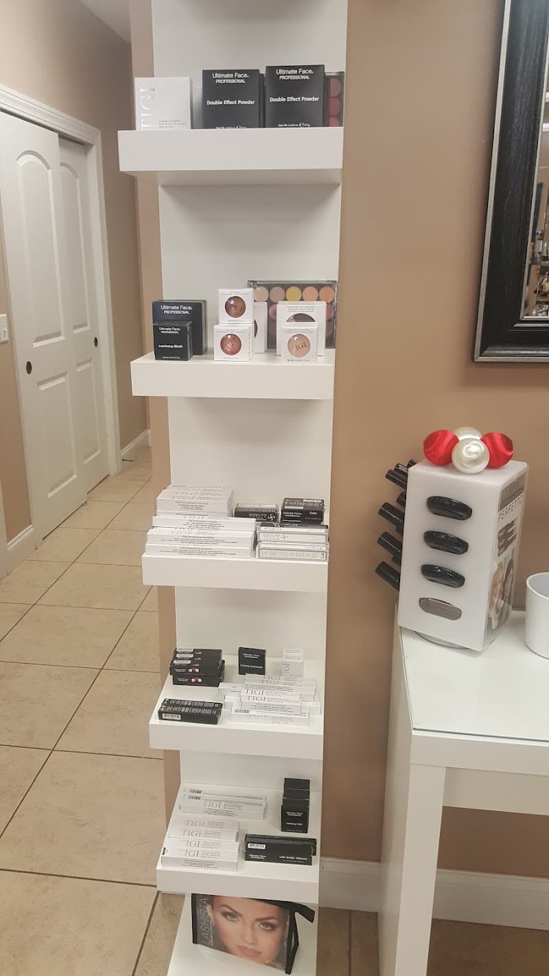 The Looking Glass Salon & Spa Minster photo