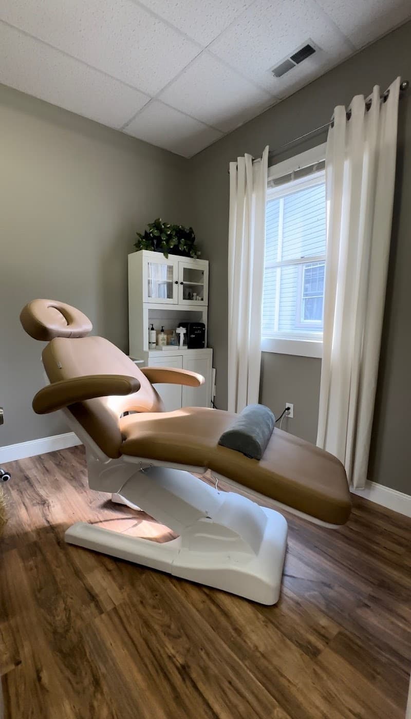 THE PLUG beauty room Cornwall photo