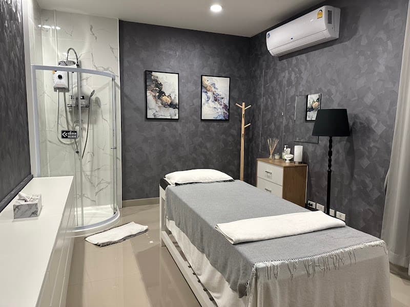 The Posh massage Bangkok photo