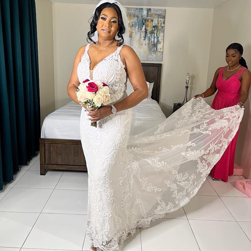 The Pretty Gurlz Clubb MakeUp.Studio St James photo