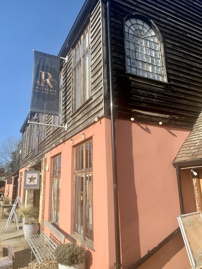 The Retreats - Burwash Manor Cambridge photo