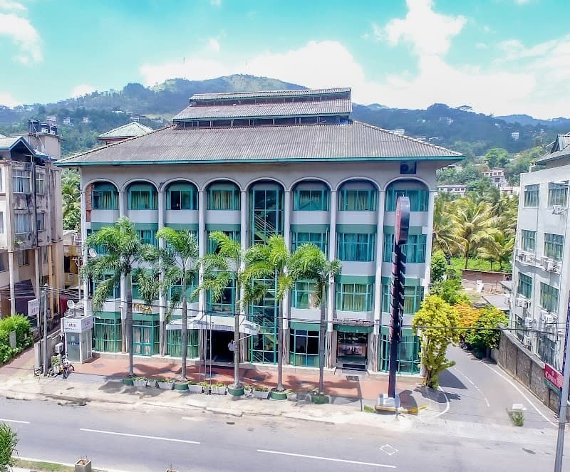The Royal Mall Hotel & Shopping Mall Kandy photo