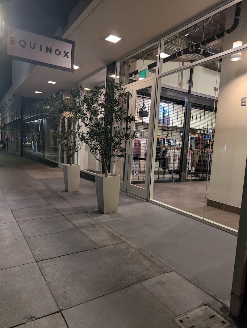 The SPA @ Equinox San Mateo photo