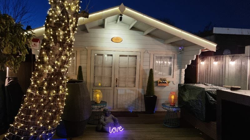 The Wooden Retreat Staines photo