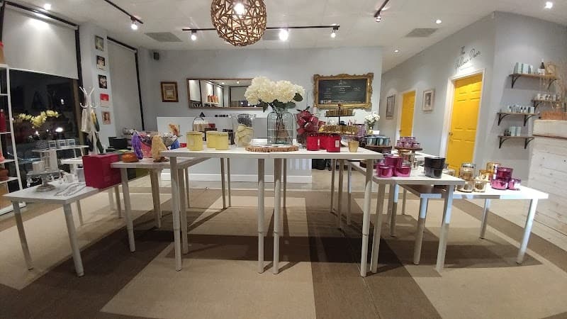 The Yellow Door Boutique Spa Los Angeles photo