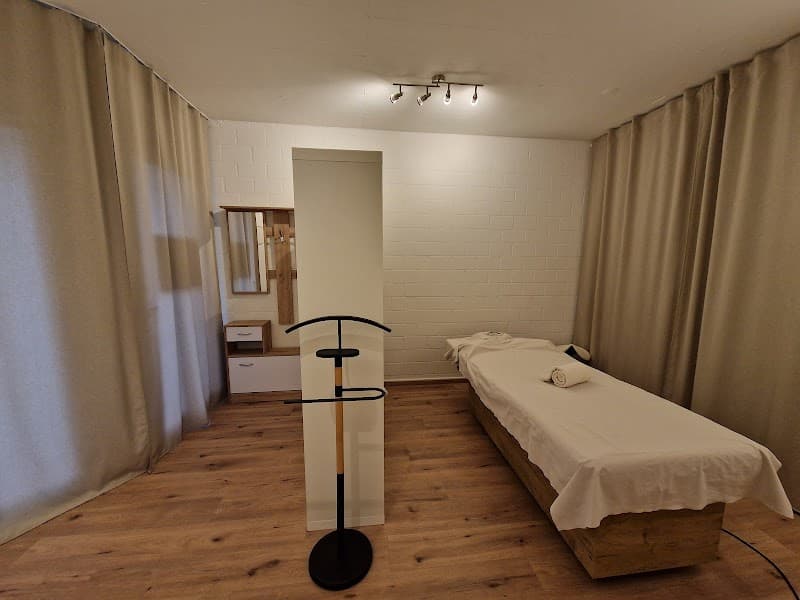 Therapeutische Massagepraxis Tünde Popa Otelfingen photo