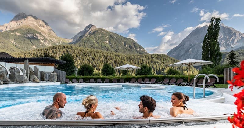 Thermalbad Scuol photo