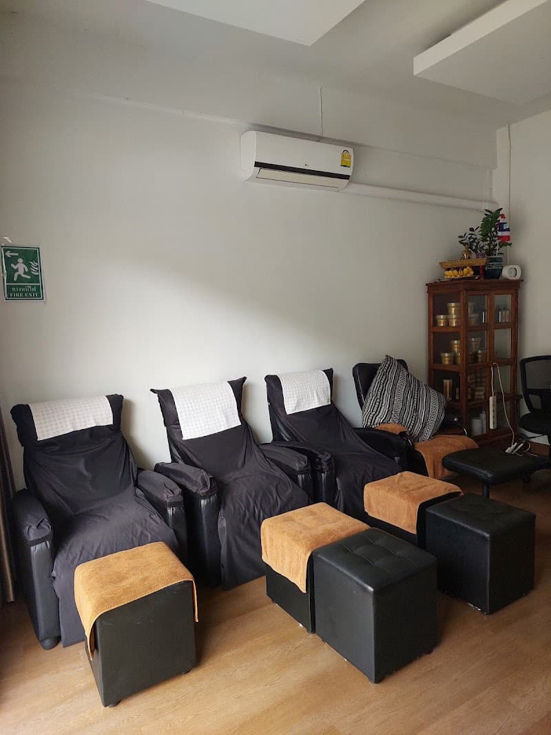Thongpoon Traditional Thai Massage Shop, Massage for Health Chiang Mai photo