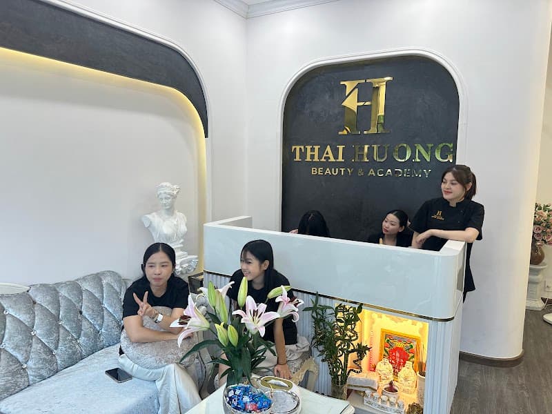 Thuỳ Hương Nail- Makeup- Phun Xăm Phong Thuỷ Bình Dương Bau Bang photo