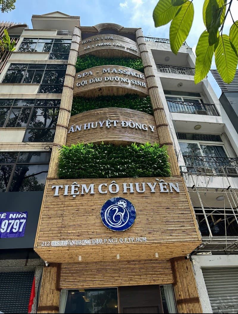 Tiệm Cô Huyền Quận 1 photo