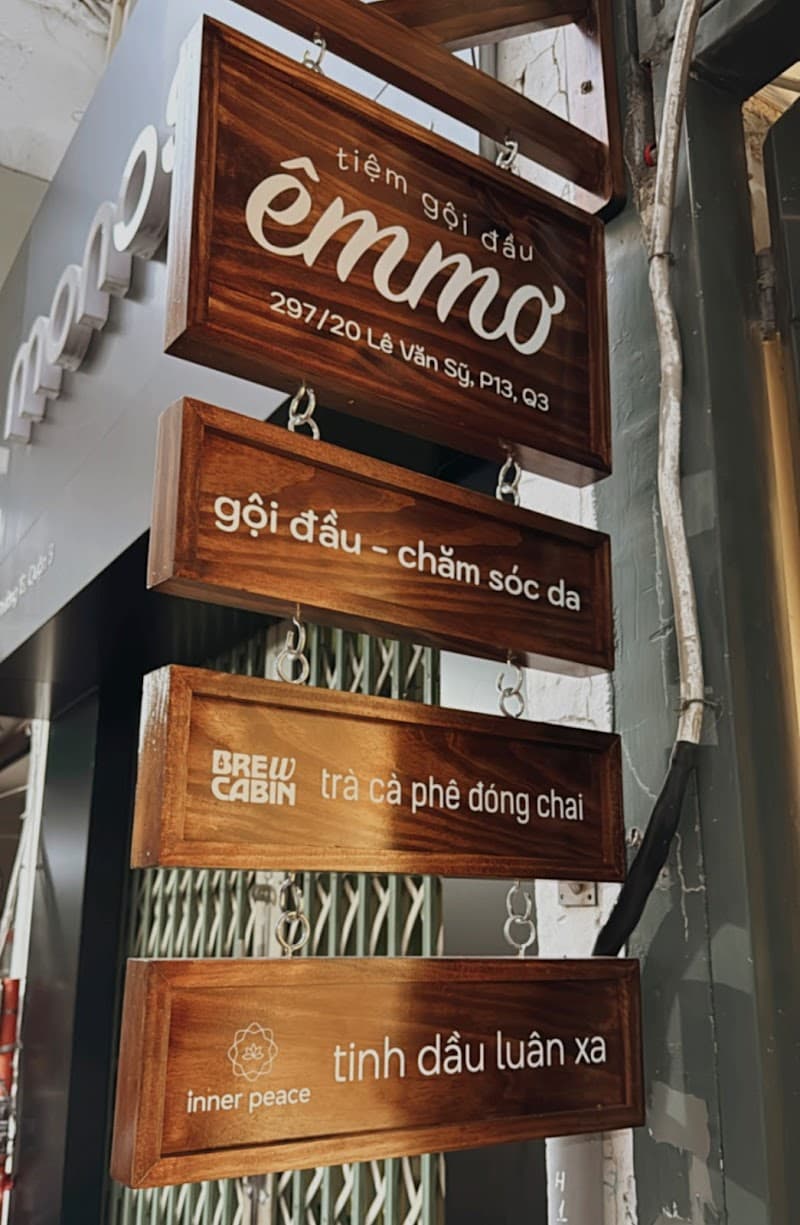 Tiệm Gội Đầu ÊM MƠ - Gội đầu & Chăm Sóc Da Quận 3 photo