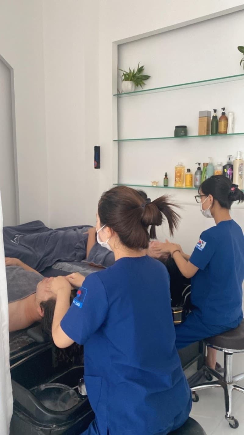 Tiệm gội đầu Jang Lee Clinic & Skinlab Huyện Phú Quý photo