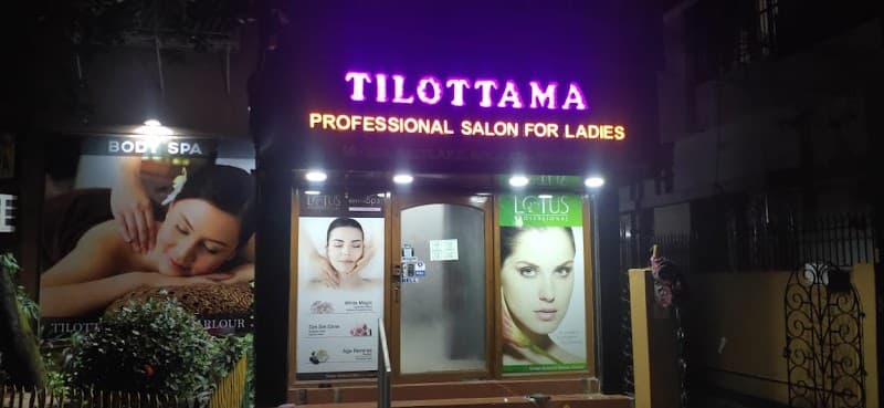 Tilottoma Family Salon Kolkata photo