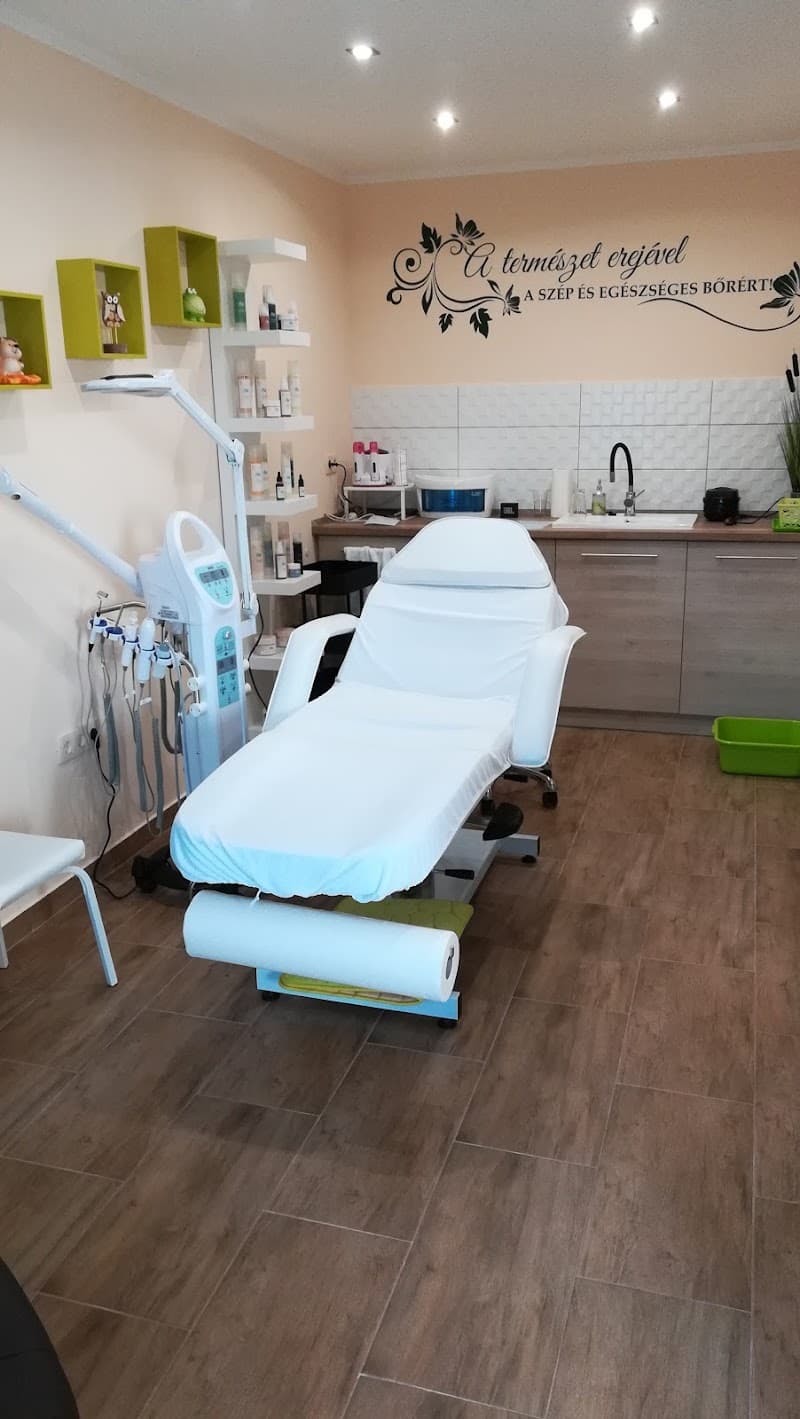 Tímea Masszázs, Pedikűr, Manikűr, Műköröm- Balatonszentgyörgy photo