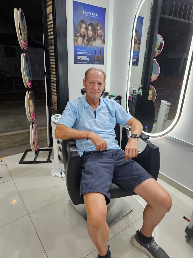 Tina Paz Salon and Spa Miraflores photo