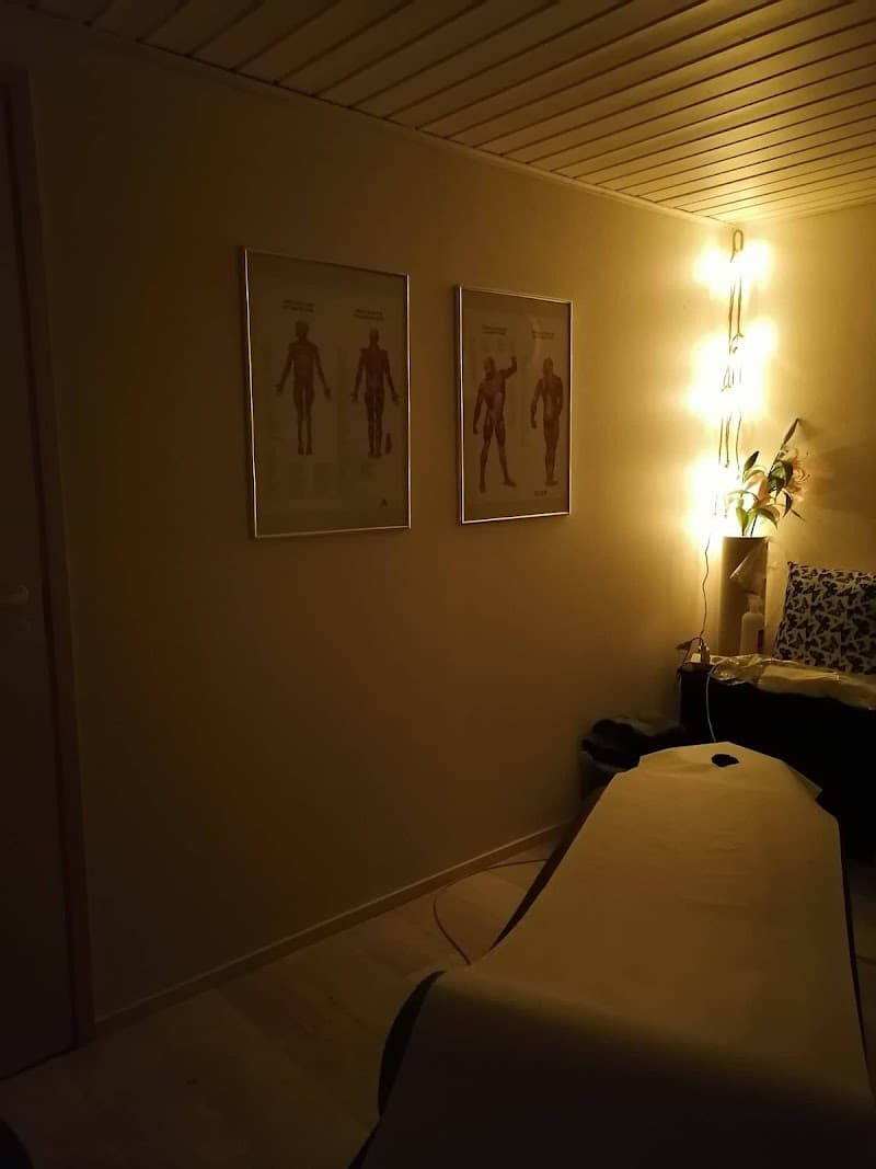 Tmi Hepaka/koulutettu hieroja ElinaS Kouvola photo