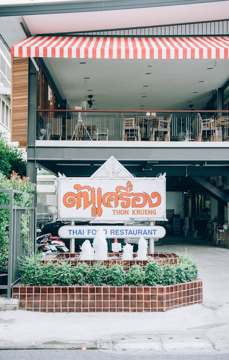 Ton Khun Ton Khao Bangkok photo