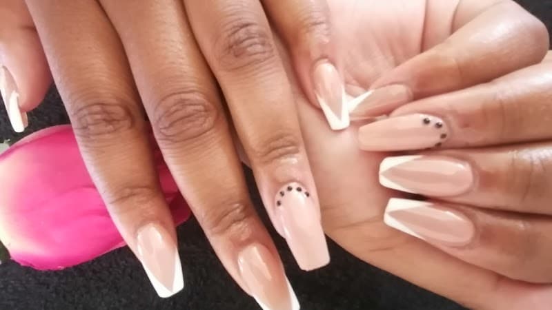 Top Girls Beauty by Carmen Goodwood photo